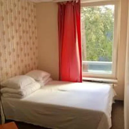 Harbour Hub Vandrarhem *