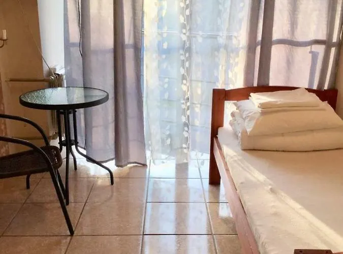 Harbour Hub بيت شباب